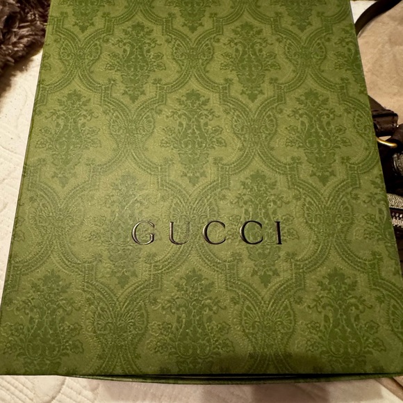 Ophidia Small Messenger Bag- Box and dust bag included. - Picture 9 of 10